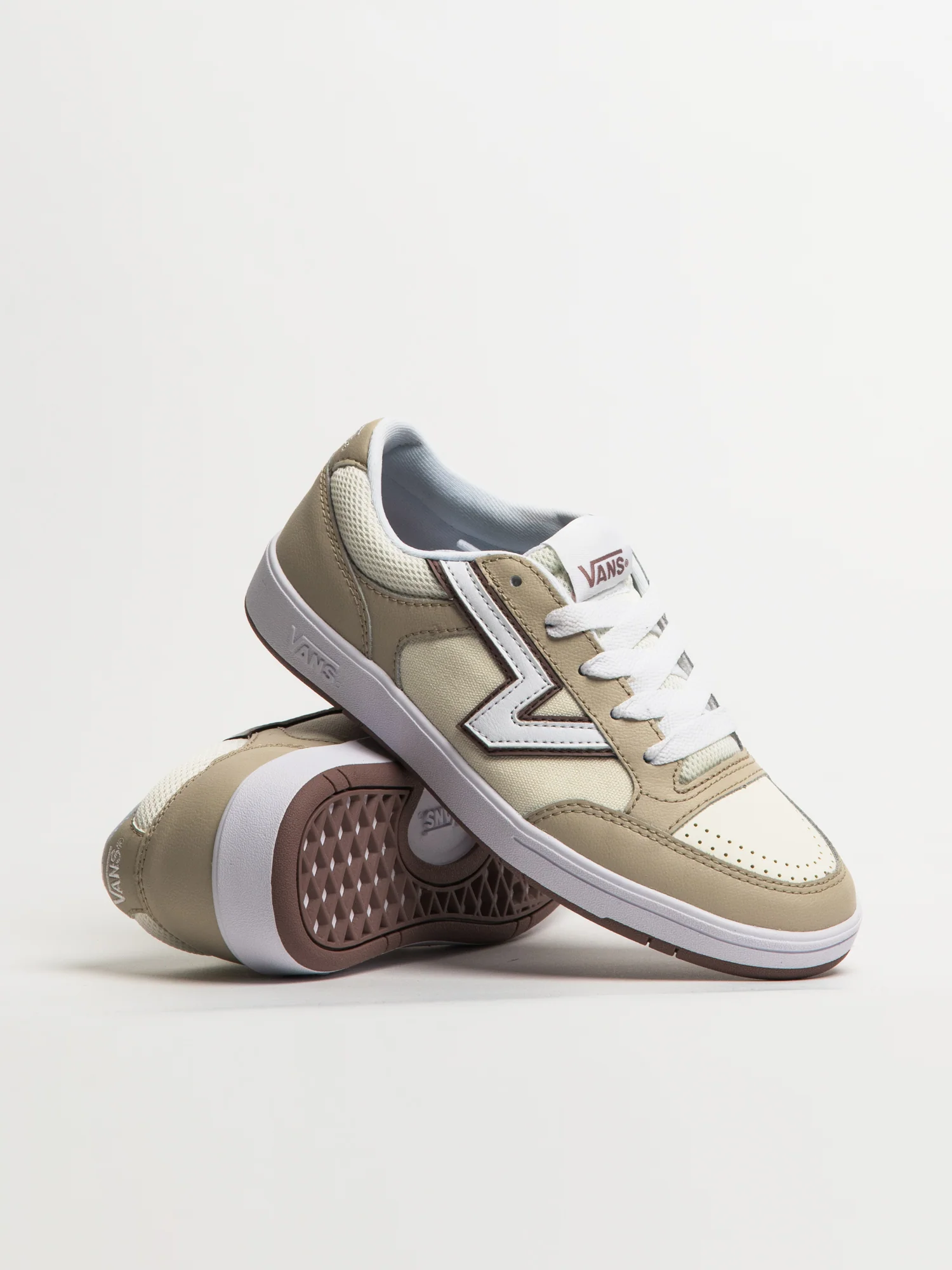 NMWOMENS VANS LOWLAND CC NEW VARSITY SNEAKER