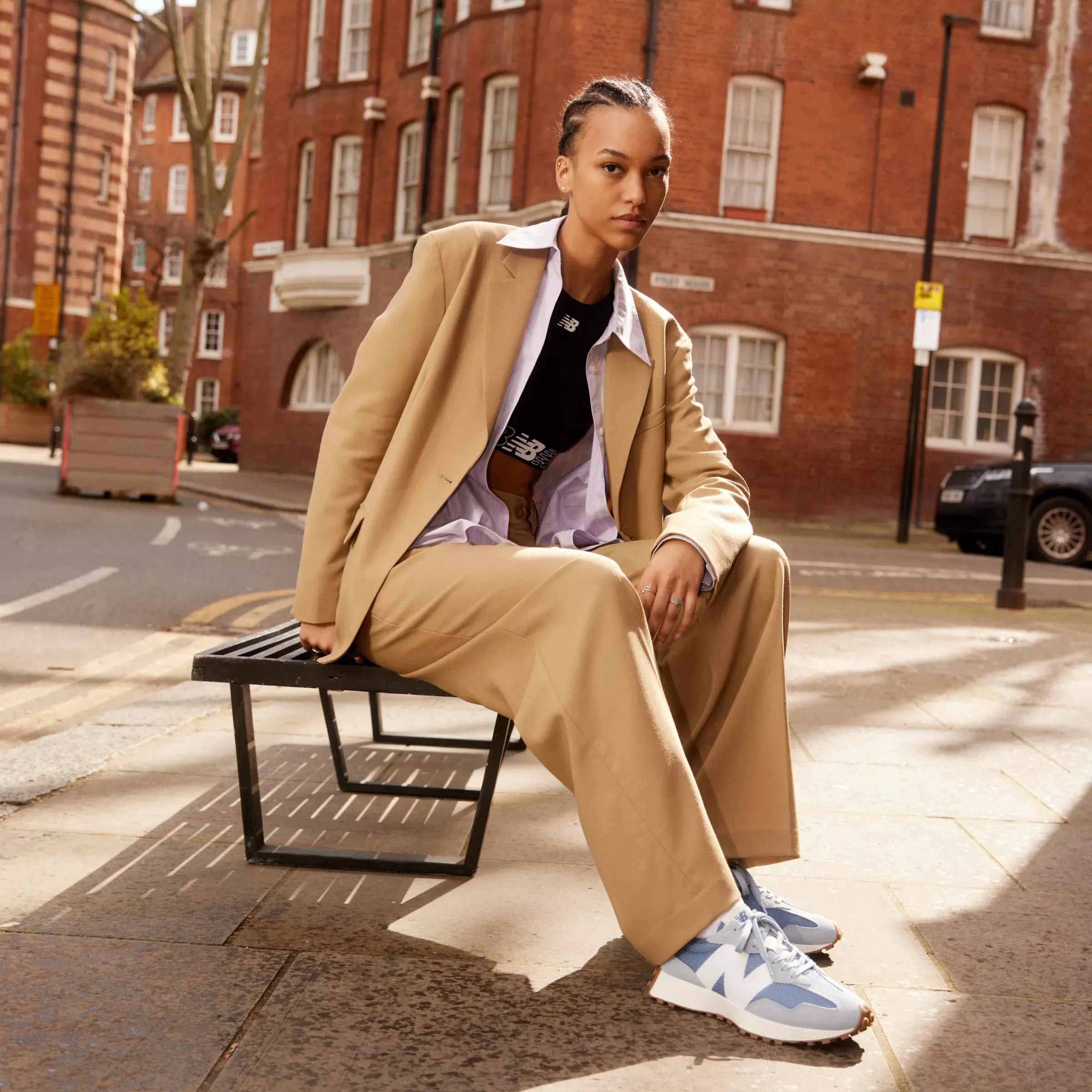 NM327 - Light Arctic Grey with Mercury Blue