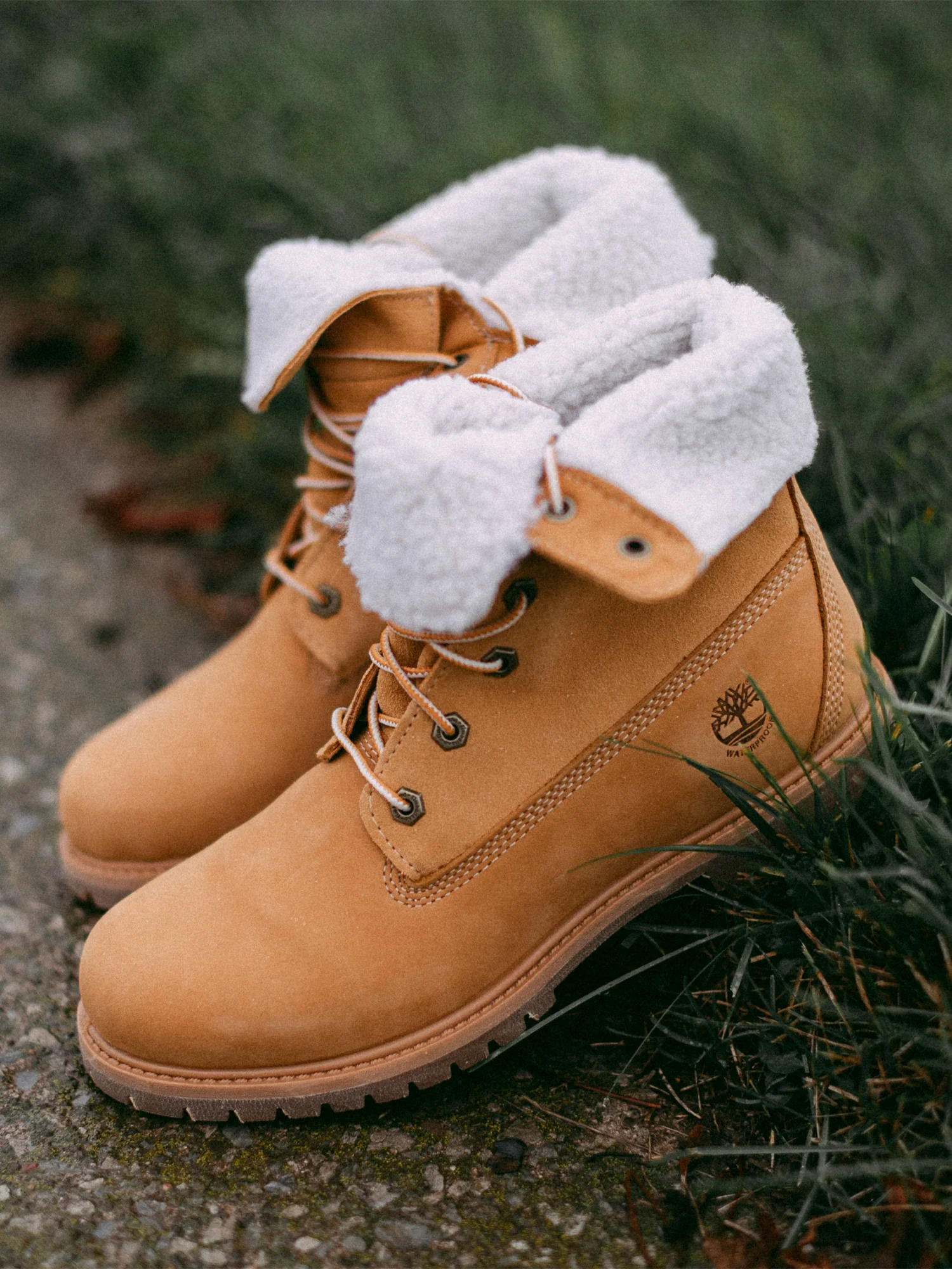 NMWOMENS TIMBERLAND AUTHENTIC TEDDY FOLD WATERPROOF BOOTS