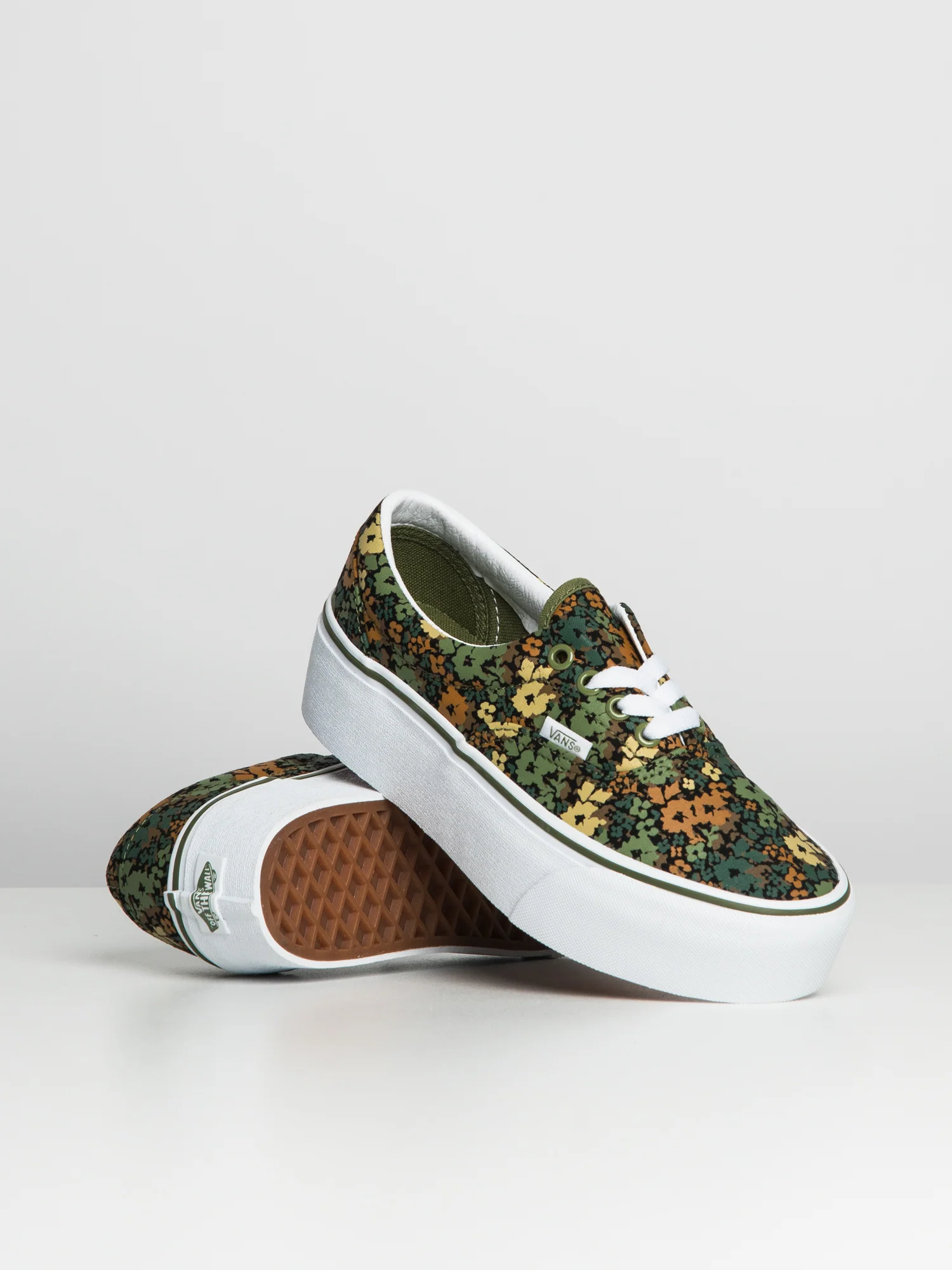 NMWOMENS VANS ERA STCKFRM