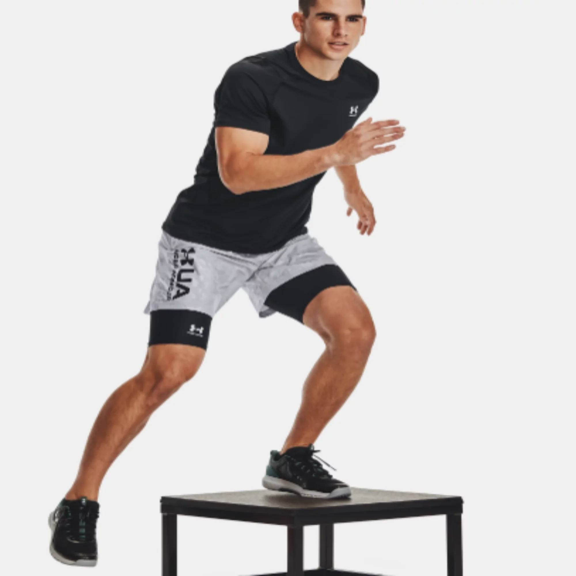 NMMen's Under Armour HeatGear® Pocket Long Shorts 