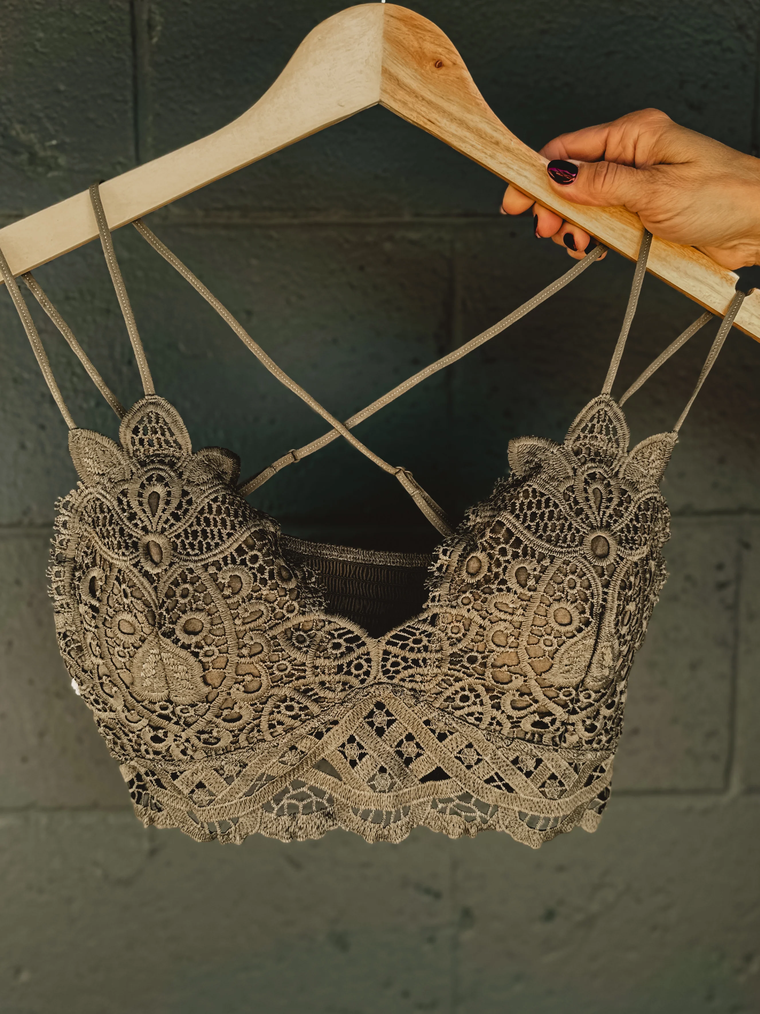Scalloped Floral Crochet Lace Bralette - Olive